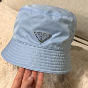 Prada Kapelusz Niebieski M