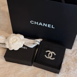 Chanel Broszka