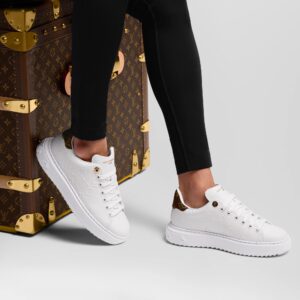 Louis Vuitton Time Out 36